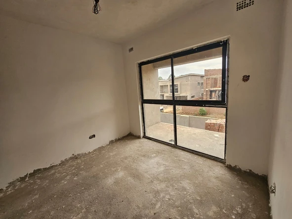 4 Bedroom Garden Flat