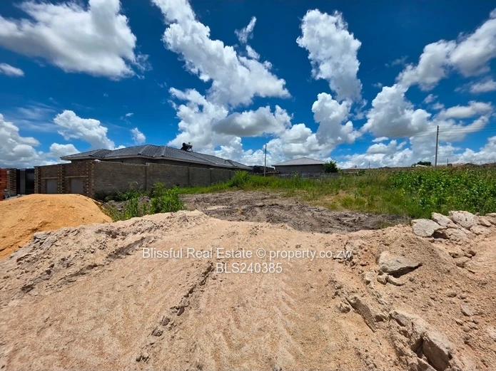 Adelaide Park stand for sale-gated community