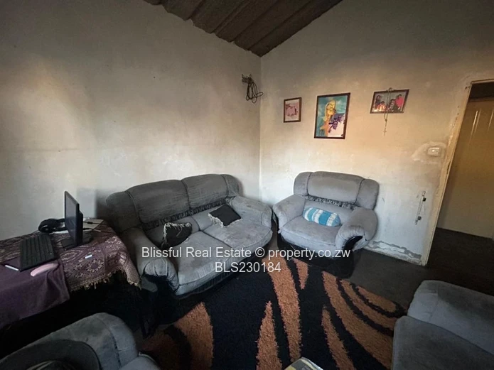 Chitungwiza Unit K House for Sale