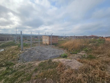 Stands & Residential Land