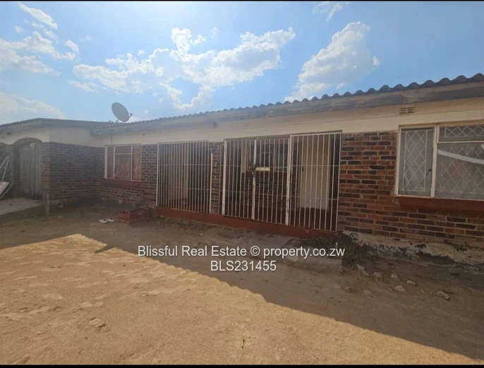 Waterfalls Uplands stand for sale 