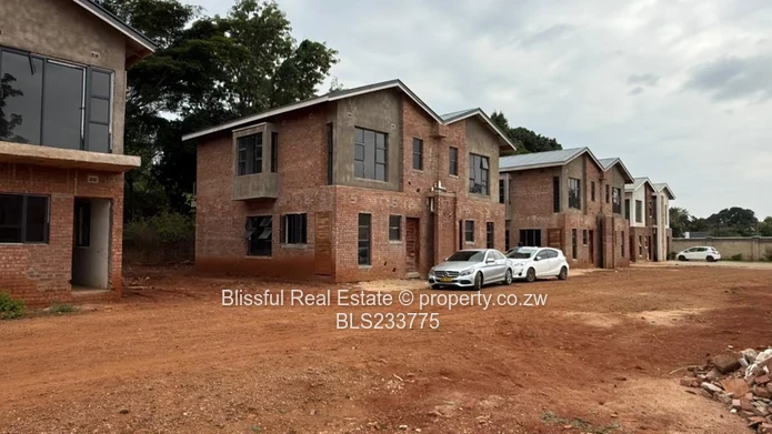 Helensvale duplex townhouse for sale