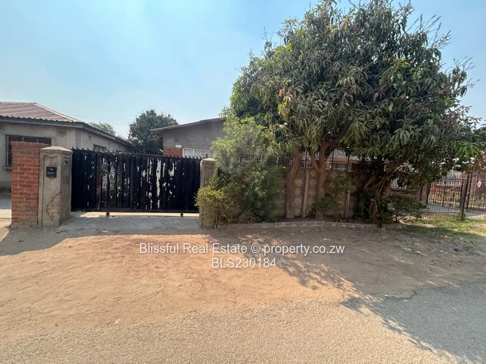 Chitungwiza Unit K House for Sale