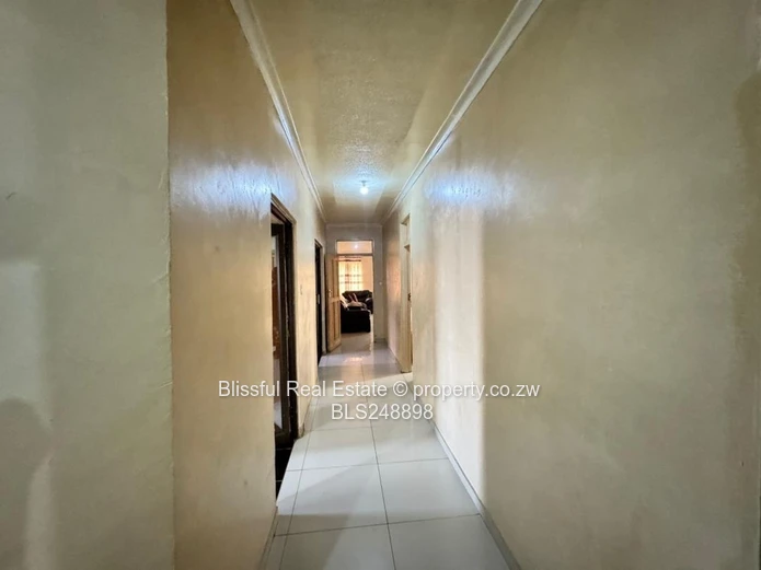 4 Bedroomed House For Sale in sunway city Ruwa