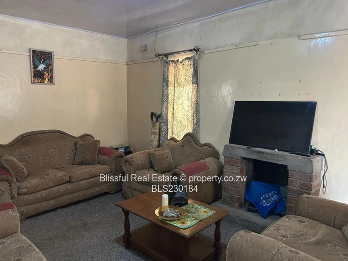 Chitungwiza Unit K House for Sale