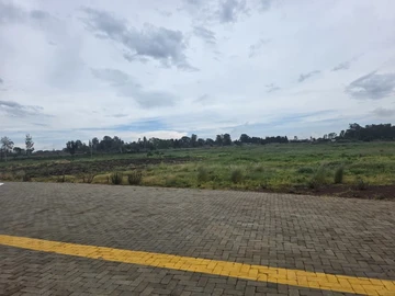 Commercial & Industrial Land