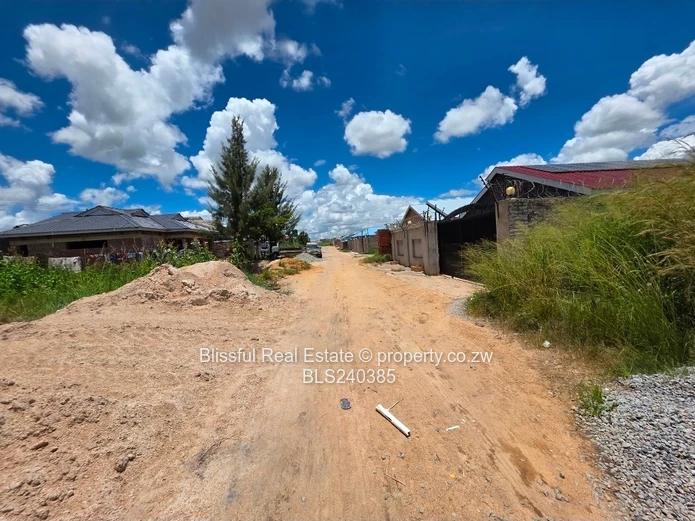 Adelaide Park stand for sale-gated community