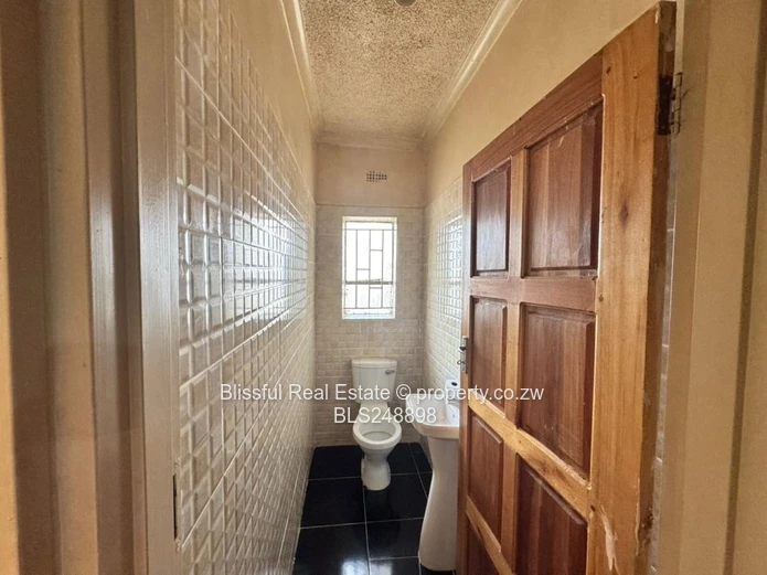 4 Bedroomed House For Sale in sunway city Ruwa