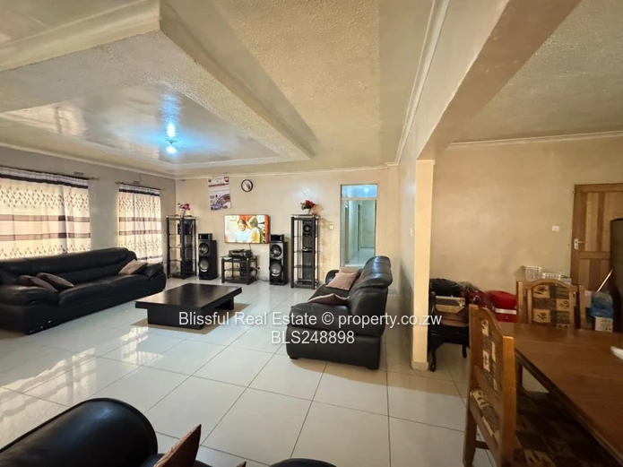 4 Bedroomed House For Sale in sunway city Ruwa