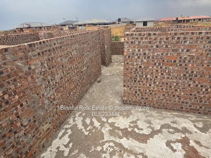 glaudina incomplete house for house