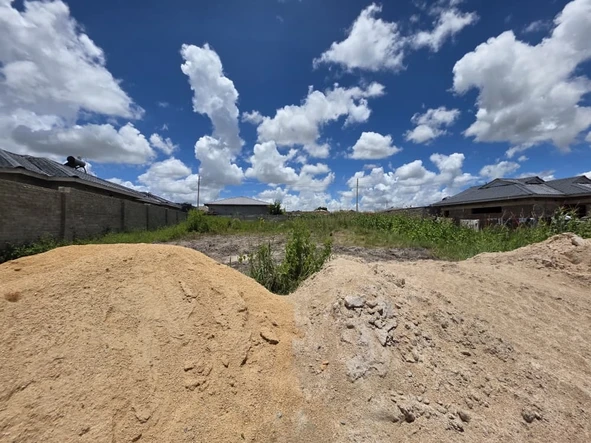 Stands & Residential Land