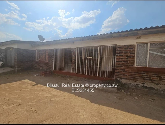 Waterfalls Uplands stand for sale 