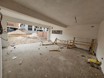 4 Bedroom Garden Flat